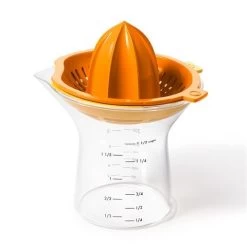 OXO - Good Grips 2-In-1 Citrus Juicer