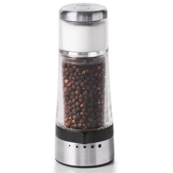 OXO - Good Grips Grinder Shaker